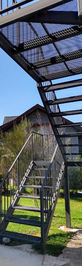 Mosqueteras Duplex Alojamientos Patagonicos Villa La Angostura Εξωτερικό φωτογραφία